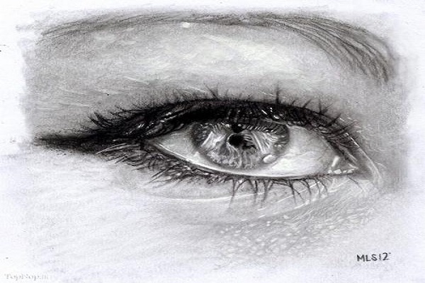 چرا چشمانم سیاهی می رود؟