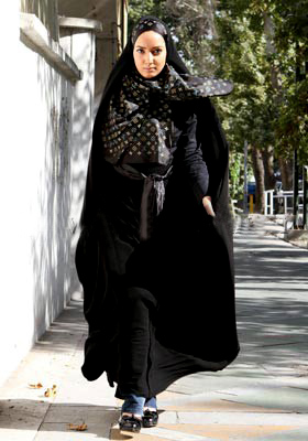 دختر ایرانی چادری