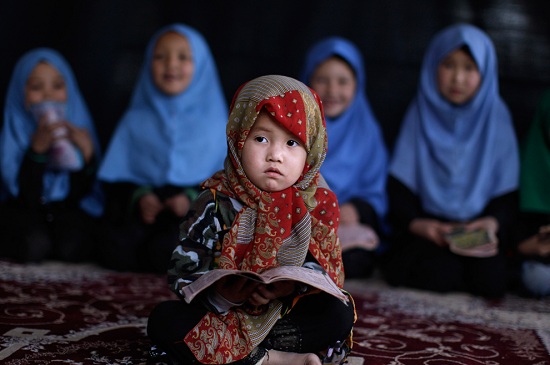 عکس دختر کوچولوی با حجاب